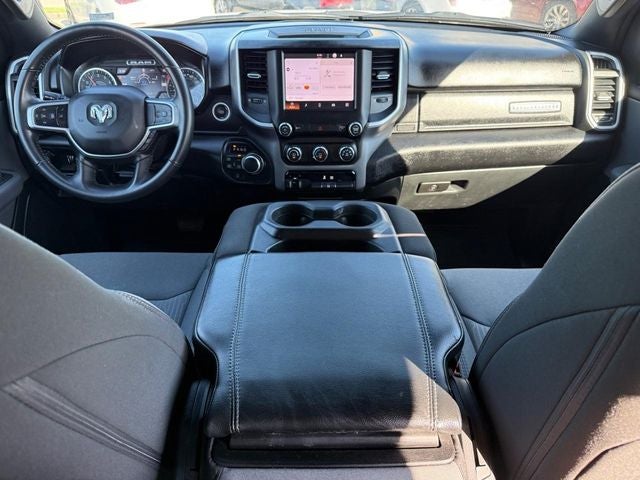 2022 RAM 1500 Big Horn Crew Cab 4x4 5'7' Box