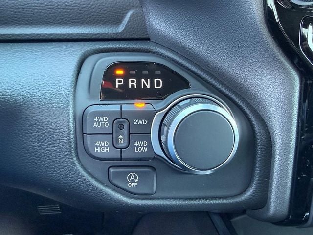 2026 RAM Ram 1500 RAM 1500 BIG HORN QUAD CAB 4X4 6'4' BOX