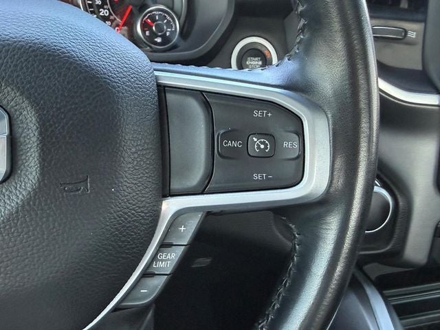 2022 RAM 1500 Big Horn Quad Cab 4x4 6'4' Box