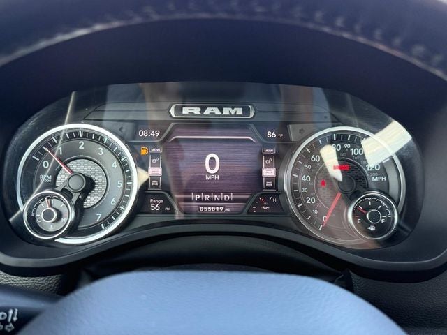 2022 RAM 1500 Big Horn Quad Cab 4x4 6'4' Box