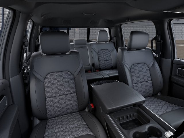 2027 RAM Ram 1500 RAM 1500 BIG HORN CREW CAB 4X4 5'7' BOX