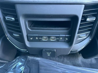2026 RAM 1500 RAM 1500 LIMITED CREW CAB 4X4 5'7' BOX