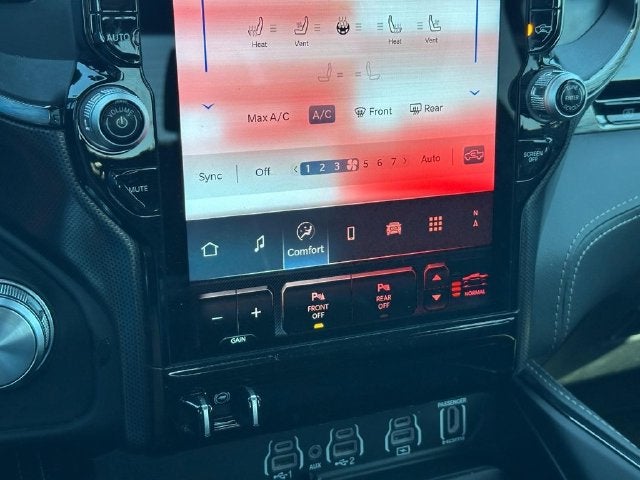 2025 RAM 1500 Limited Crew Cab 4x4 5'7' Box
