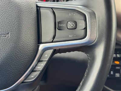 2022 RAM 1500 Laramie Crew Cab 4x4 5'7' Box