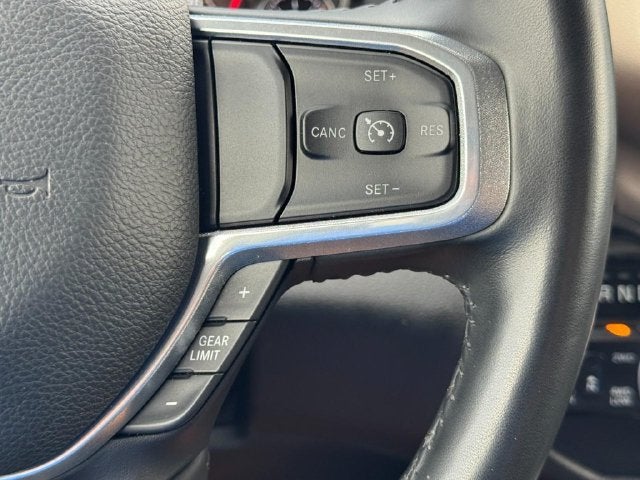 2022 RAM 1500 Laramie Crew Cab 4x4 5'7' Box