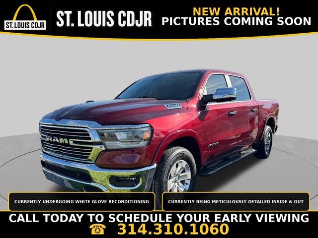 2020 RAM 1500 Laramie Crew Cab 4x4 5'7' Box