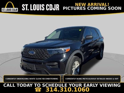 2021 Ford Explorer Base