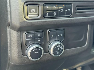 2022 GMC Yukon 4WD AT4