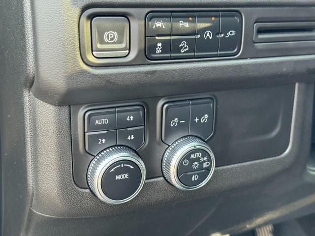 2022 GMC Yukon 4WD AT4