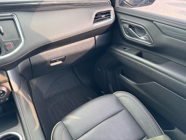 2024 GMC Yukon XL 4WD SLT