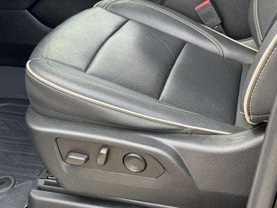 2024 GMC Yukon XL 4WD SLT