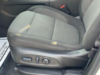 2023 Chevrolet Traverse AWD LT Cloth