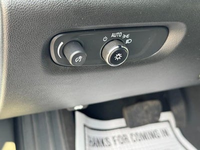 2023 Chevrolet Traverse AWD LT Cloth