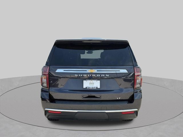 2024 Chevrolet Suburban 4WD LT