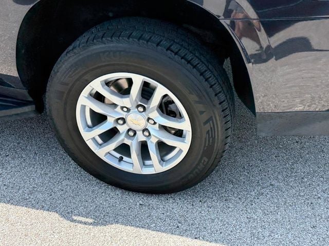 2024 Chevrolet Suburban 4WD LT