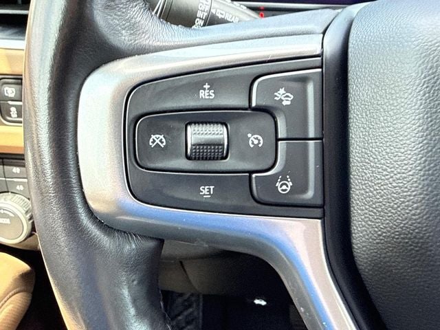 2023 Chevrolet Suburban 4WD Premier
