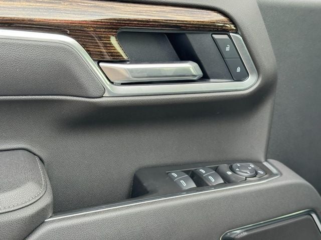 2025 GMC Sierra 1500 4WD Double Cab Standard Box Elevation with 3VL