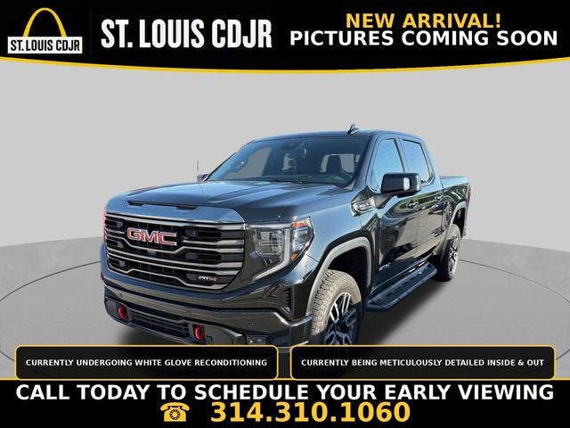 2023 GMC Sierra 1500 4WD Crew Cab Short Box AT4