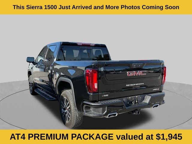 2023 GMC Sierra 1500 4WD Crew Cab Short Box AT4
