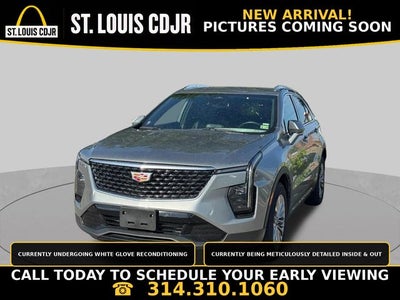 2024 Cadillac XT4 AWD Premium Luxury