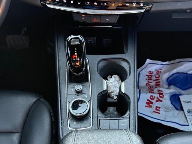 2024 Cadillac XT4 AWD Premium Luxury
