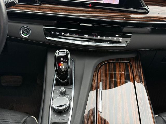 2023 Cadillac Escalade 4WD Premium Luxury