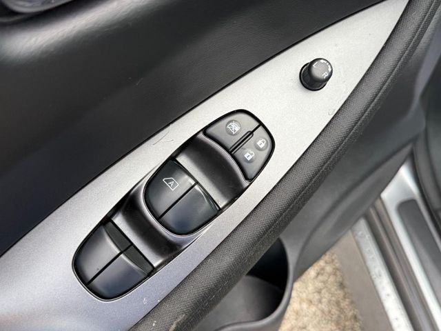 2023 Nissan LEAF S 40 kWh