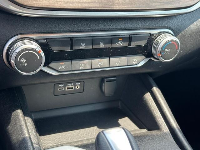 2025 Nissan Altima SV FWD