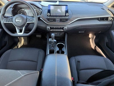 2024 Nissan Altima SV FWD