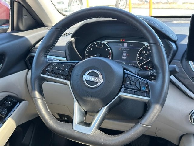2023 Nissan Altima SL FWD