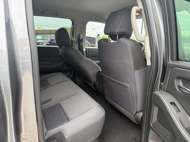 2025 Nissan Frontier Crew Cab SV 4x4