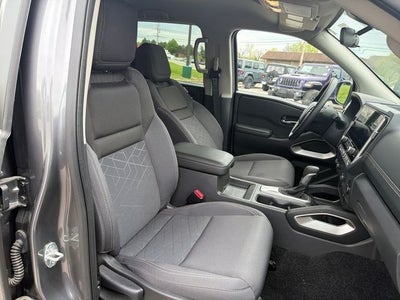 2025 Nissan Frontier Crew Cab SV 4x4