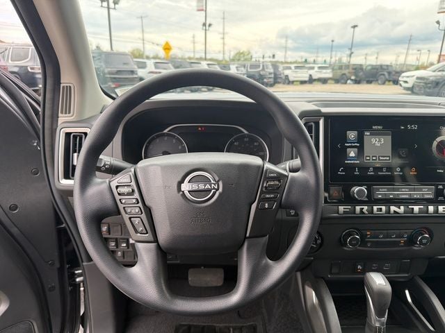 2025 Nissan Frontier Crew Cab SV 4x4