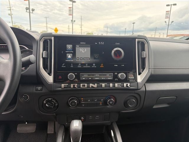 2025 Nissan Frontier Crew Cab SV 4x4