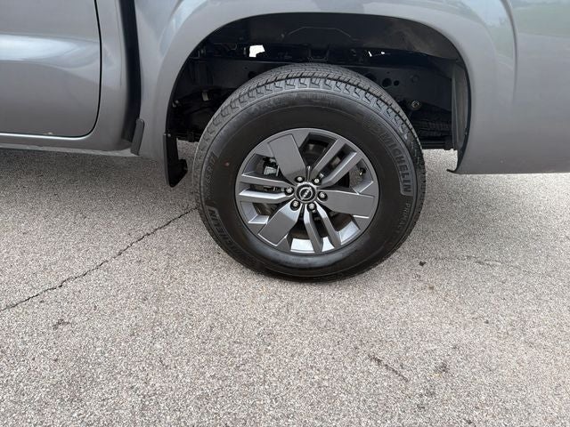 2025 Nissan Frontier Crew Cab SV 4x4