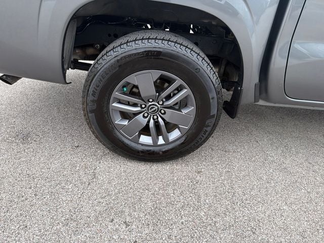 2025 Nissan Frontier Crew Cab SV 4x4