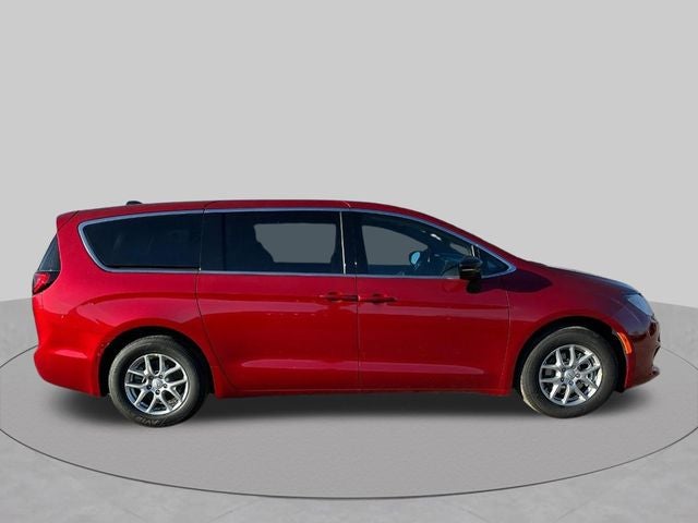 2026 Chrysler Voyager VOYAGER LX