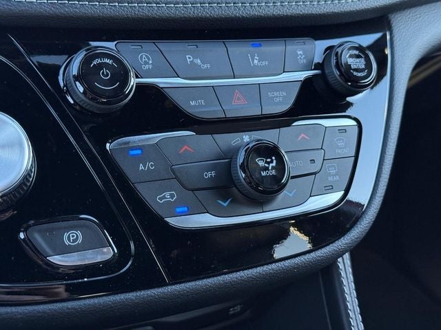2026 Chrysler Pacifica PACIFICA LIMITED