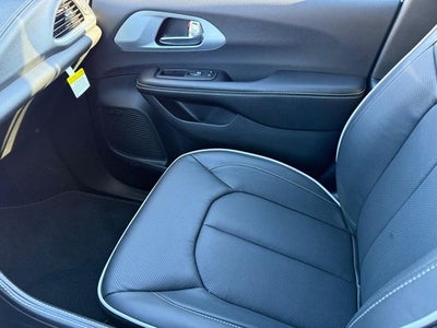 2026 Chrysler Pacifica PACIFICA LIMITED