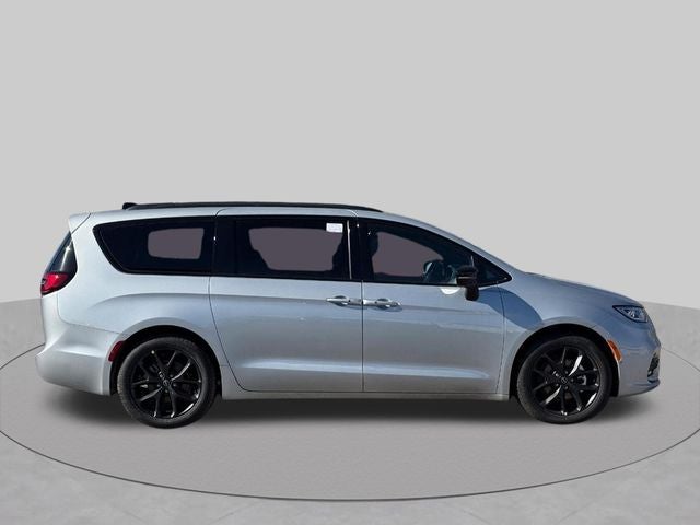 2026 Chrysler Pacifica PACIFICA LIMITED