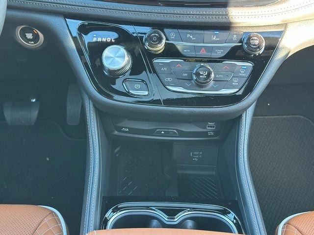 2026 Chrysler Pacifica PACIFICA PINNACLE