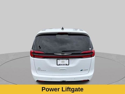 2024 Chrysler Pacifica Hybrid Select