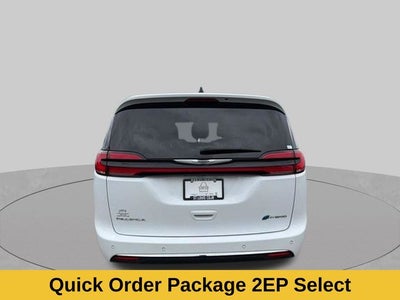 2024 Chrysler Pacifica Hybrid Select