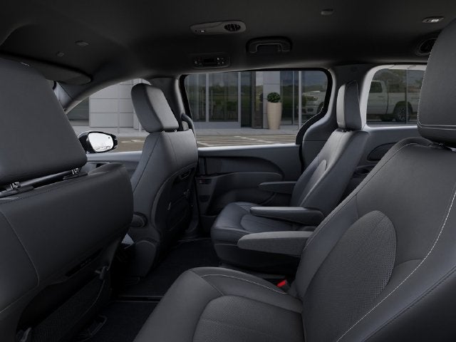 2027 Chrysler Pacifica PACIFICA SELECT AWD