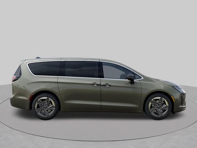 2027 Chrysler Pacifica PACIFICA LIMITED AWD