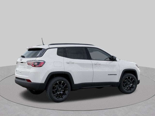 2027 Jeep Compass COMPASS LATITUDE ALTITUDE 4X4
