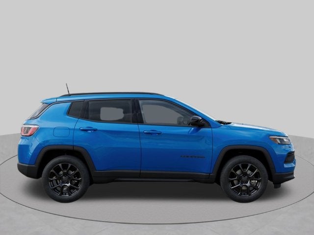 2027 Jeep Compass COMPASS LATITUDE ALTITUDE 4X4