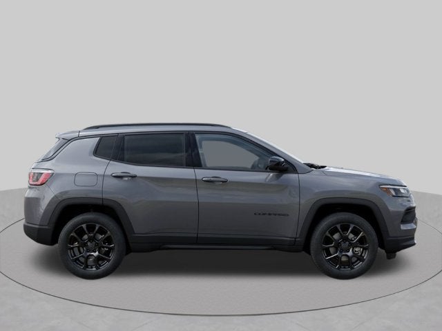 2027 Jeep Compass COMPASS LATITUDE ALTITUDE 4X4