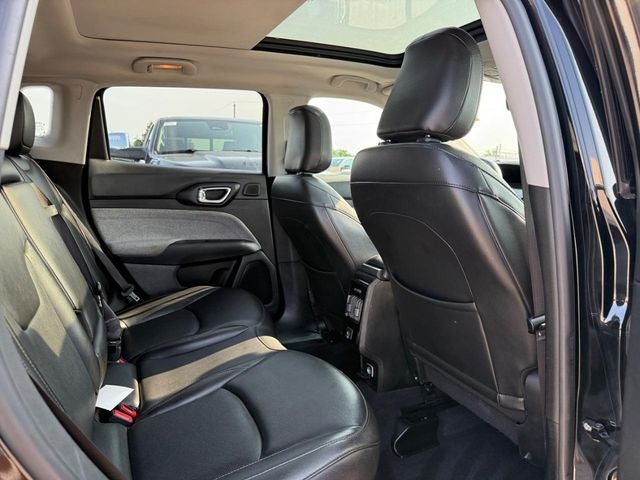 2022 Jeep Compass Latitude Lux 4x4