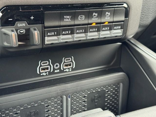 2025 RAM Ram 3500 RAM 3500 BIG HORN CREW CAB 4X4 6'4' BOX